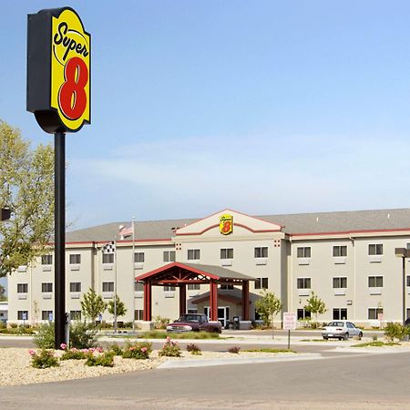 Super 8 By Wyndham Topeka At Forbes Landing Exterior foto